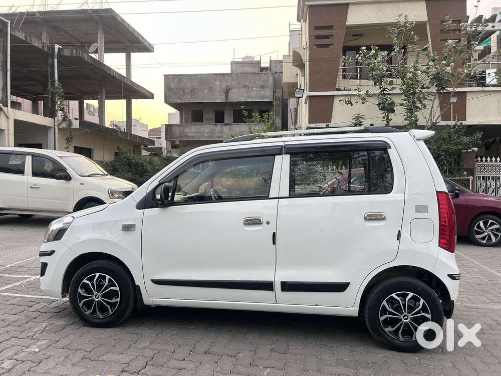 Maruti Suzuki Wagon R Cng Lxi Opt, 2016, Petrol