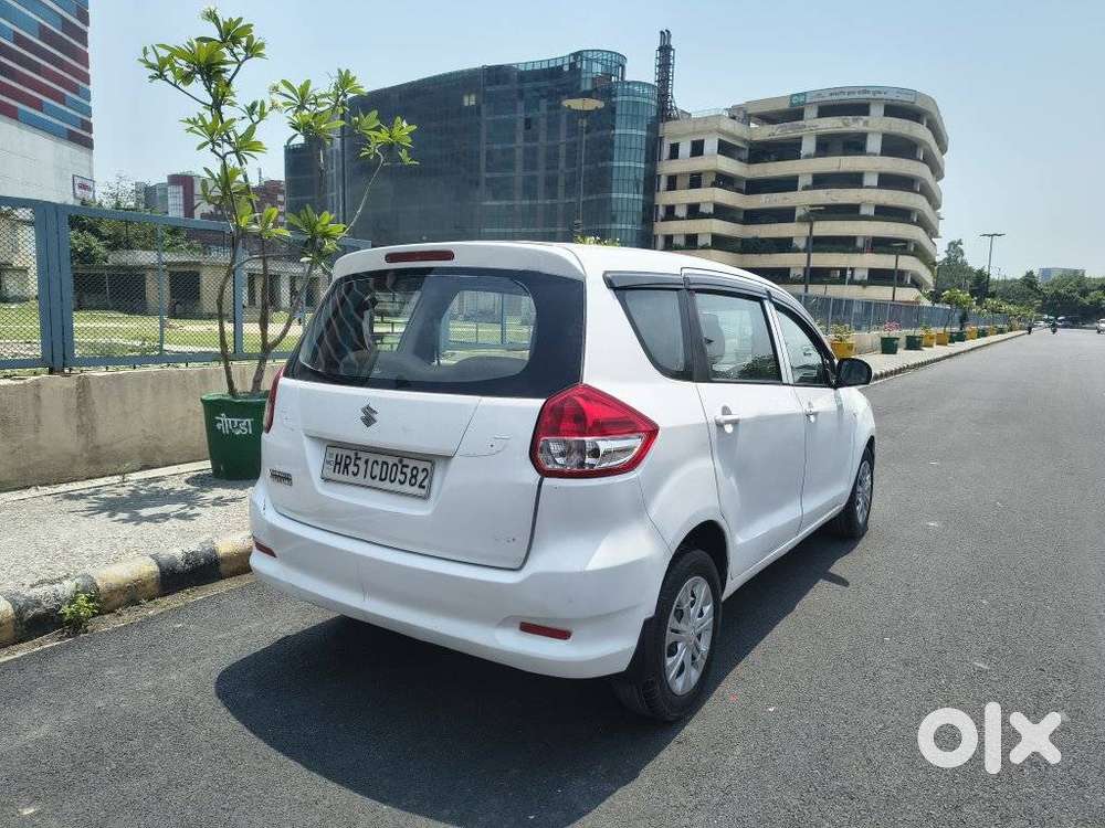 Maruti Suzuki Ertiga Lxi Shvs, 2016, Cng & Hybrids