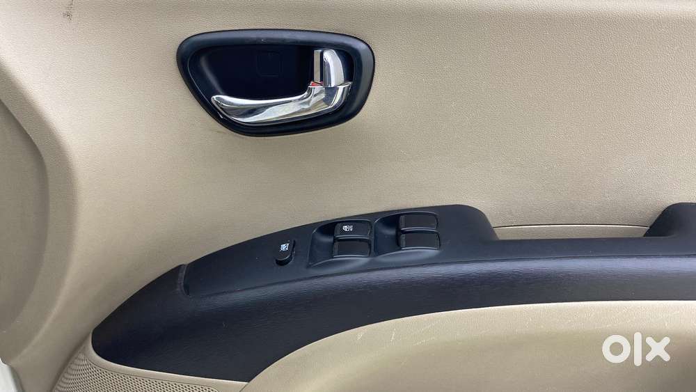 Hyundai I10 Sportz 1.1l, 2013, Petrol