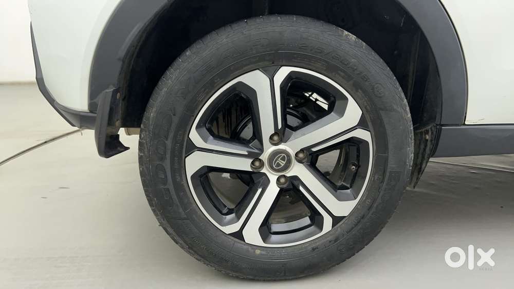Tata Nexon 1.2 Revotron Xz Plus, 2021, Petrol