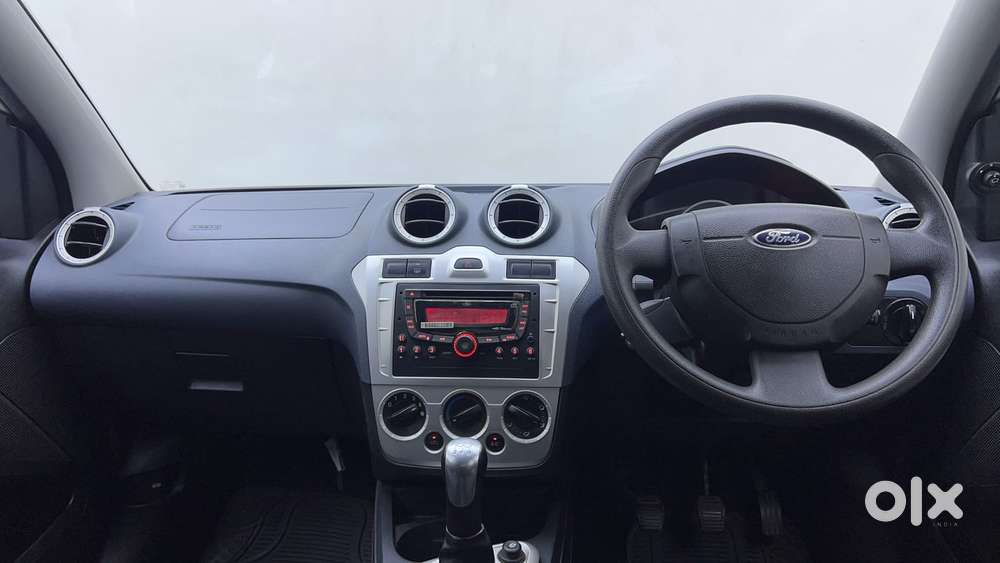 Ford Figo 1.2 Duratec Petrol Titanium, 2013, Petrol