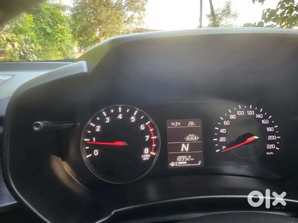Maruti Swift Automatic Vxi 2025 Model