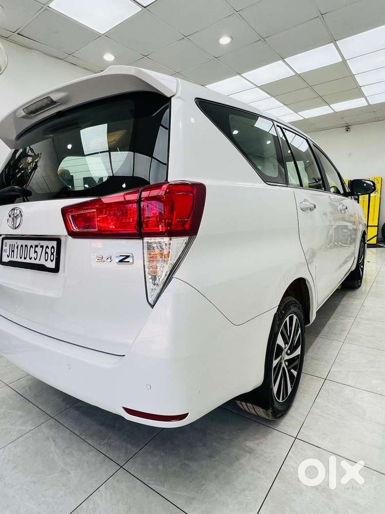 Toyota Innova Crysta 2.4 Z 7 Str, 2025, Diesel