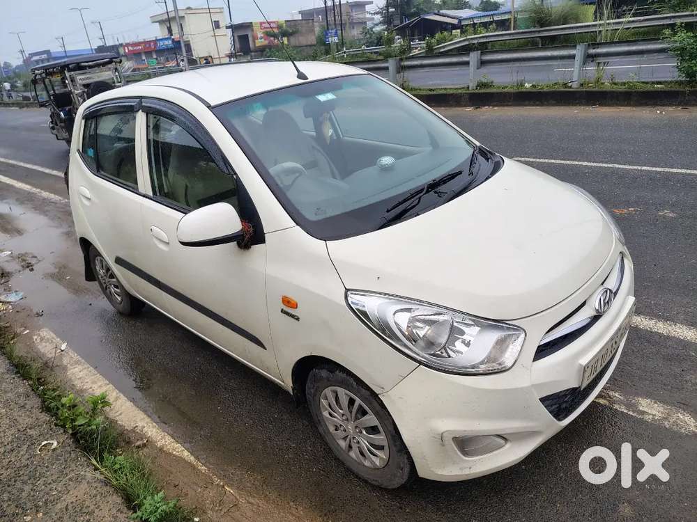 Hyundai I10 Sportz Petrol 2014-excellent Condition
