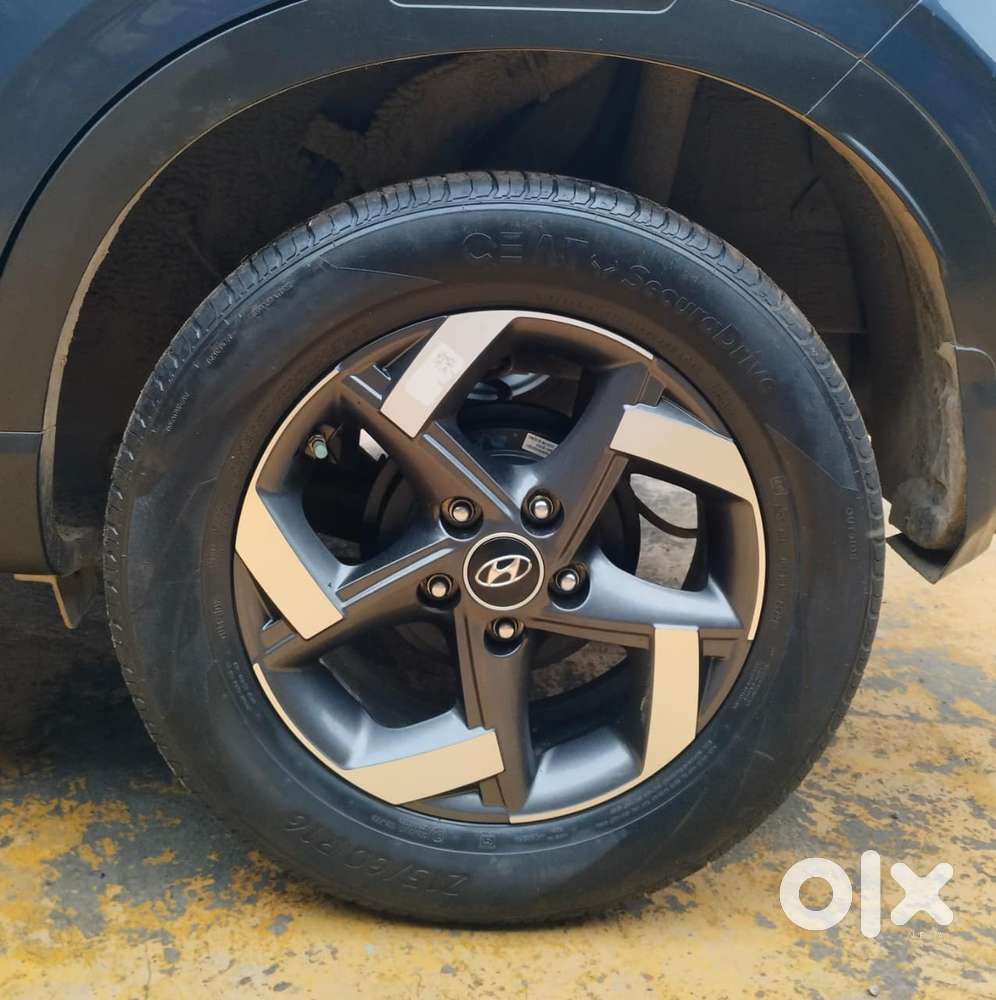 Hyundai Venue Sx Plus Turbo Dct, 2022, Petrol