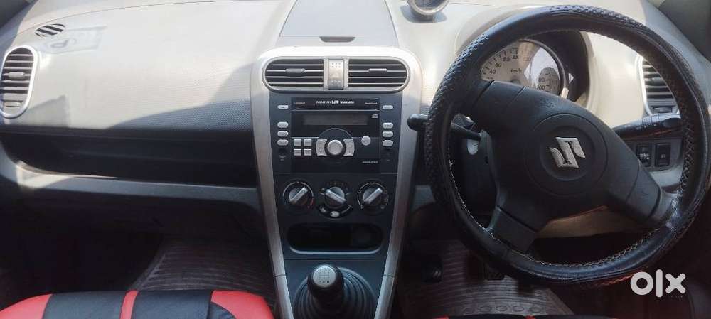 Maruti Suzuki Ritz Vxi, 2011, Petrol