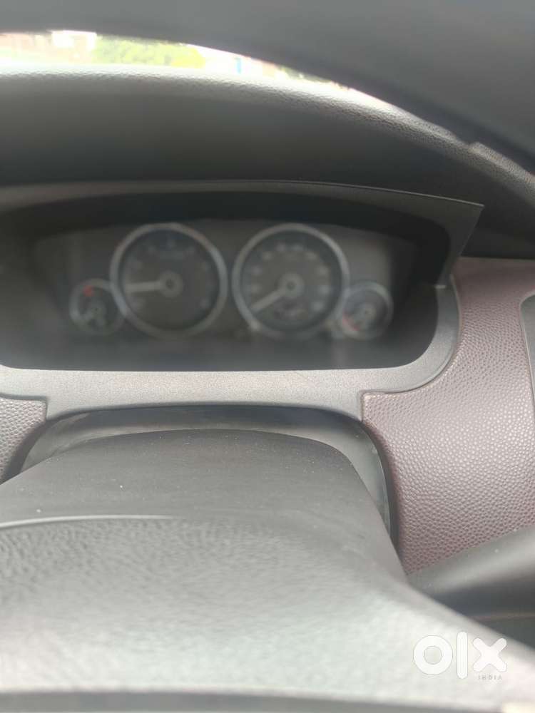 Tata Manza, 2014, Petrol