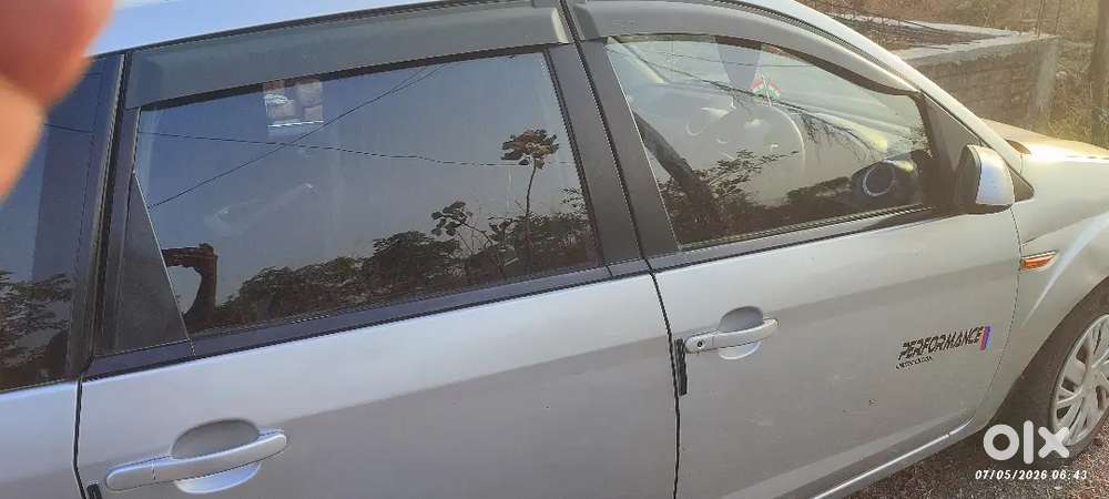 Good Conditions Take And Drive Family Car