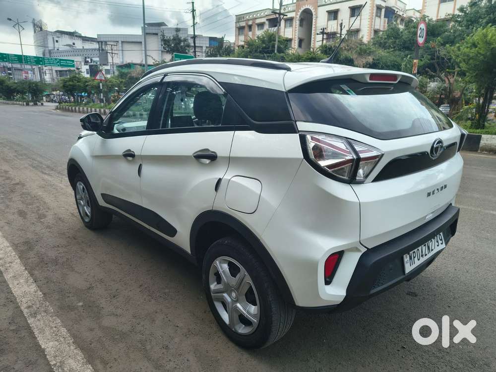 Tata Nexon 1.2 Revotron Xm (s), 2023, Diesel