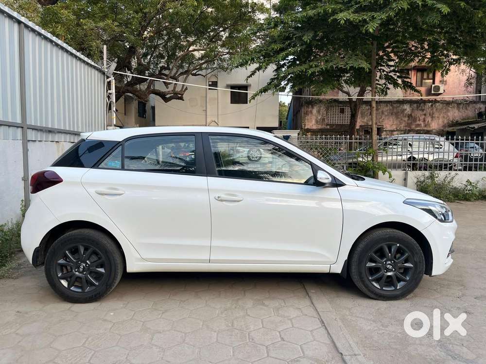 Hyundai I20 Sportz 1.4 At Vtvt, 2019, Petrol