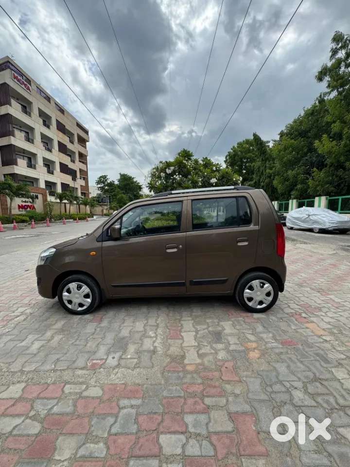Maruti Suzuki Wagon R Vxi, 2013, Petrol