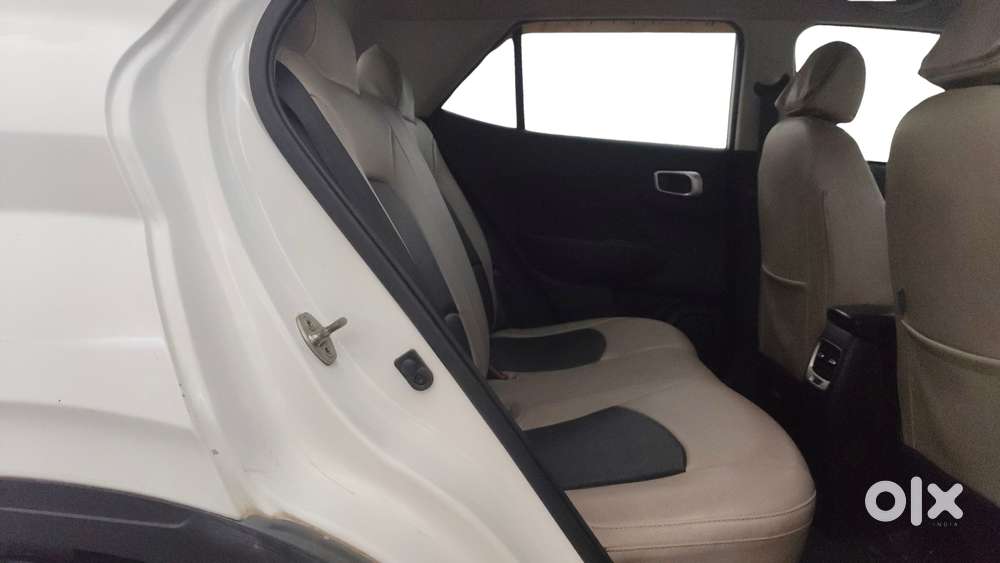 Hyundai Venue S, 2022, Petrol