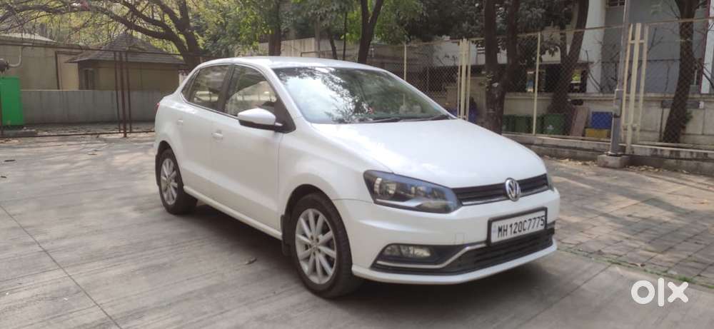 Volkswagen Ameo 1.5 Tdi Highline At 16 Alloy, 2018, Diesel