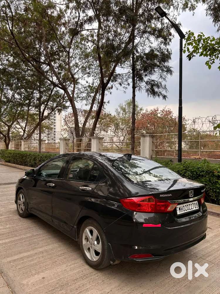 Honda City 2015 Cng & Hybrids 99000 Km Driven