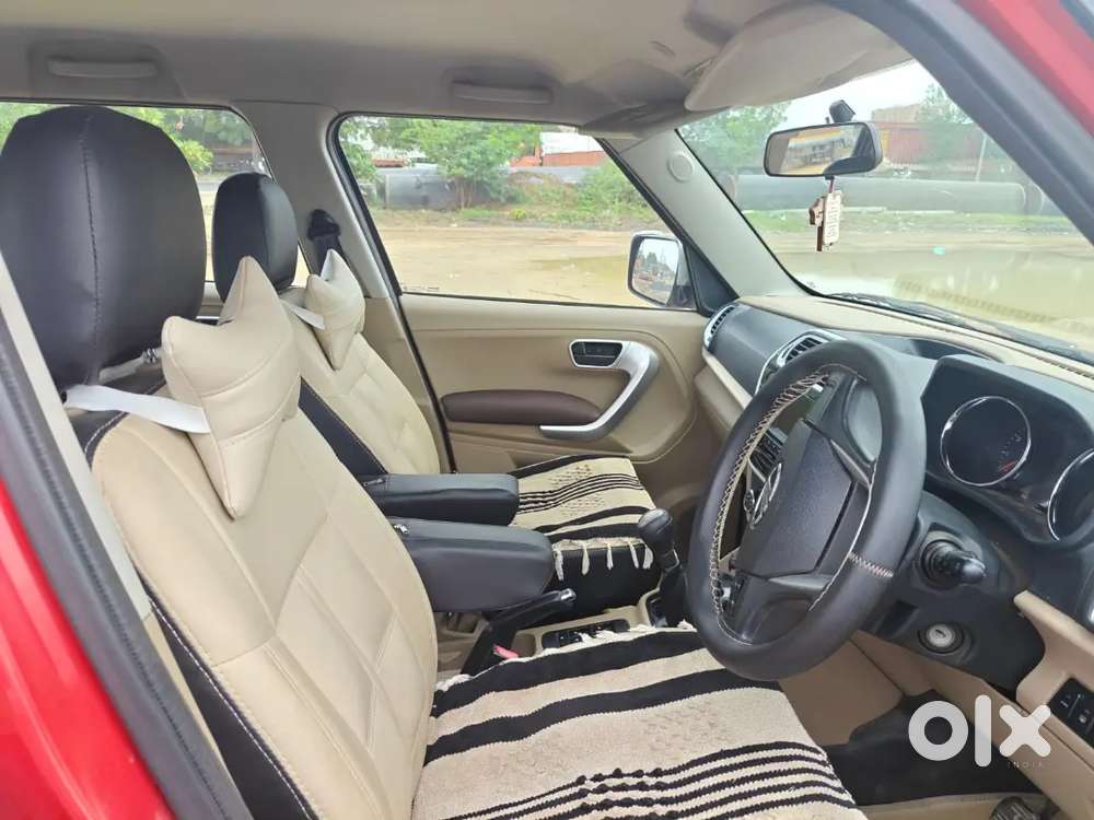 Mahindra Tuv 300 2018