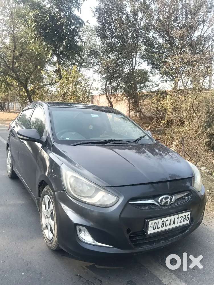 Hyundai Verna 2011 Petrol 100000 Km Driven