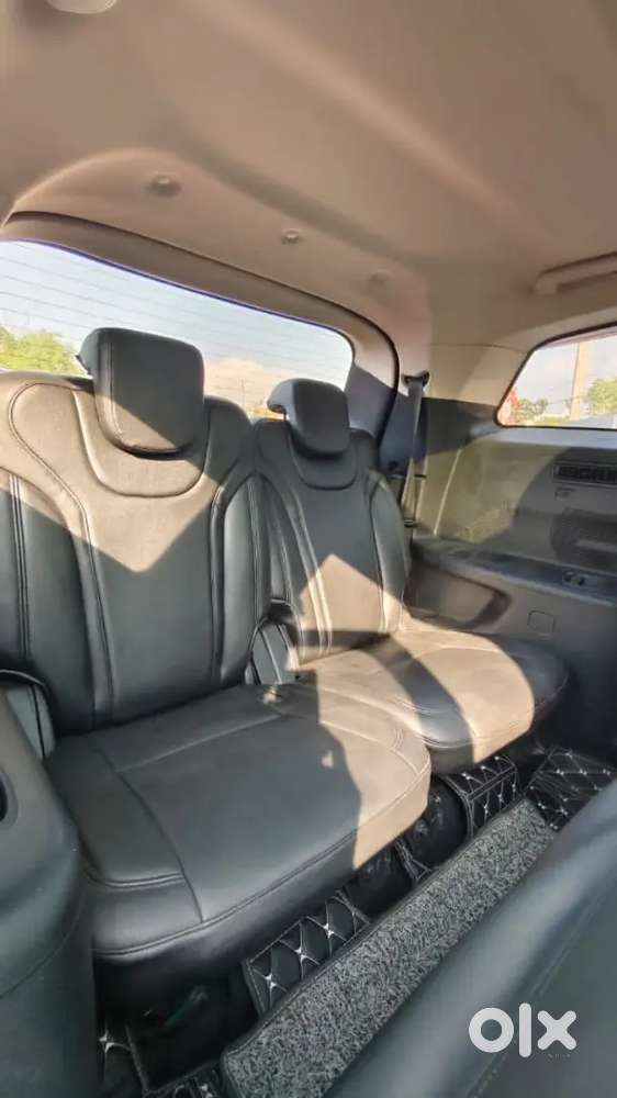 Excellent Condition Mahindra Xuv700 2022