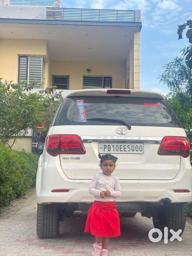 Toyota Fortuner 2015 Diesel Well Maintained