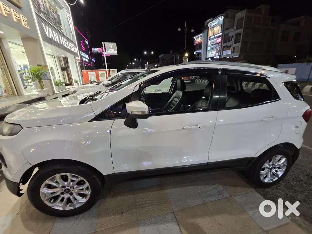 Ford Ecosport Titanium 2013 Dimond White Color