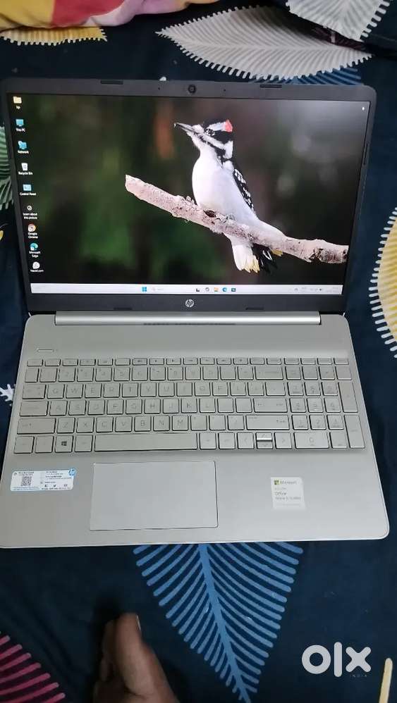 HP laptop hardly used for sale at very cheaper Computers