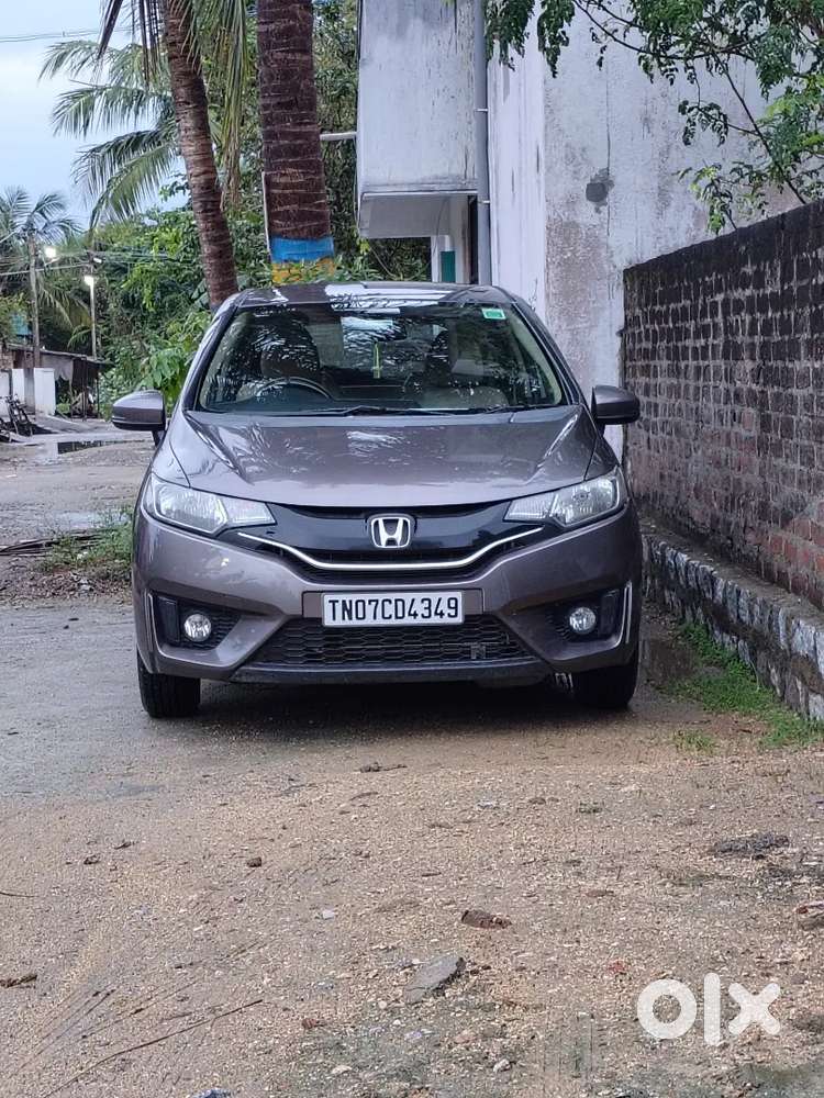Honda Jazz 2015 Petrol Well Maintained