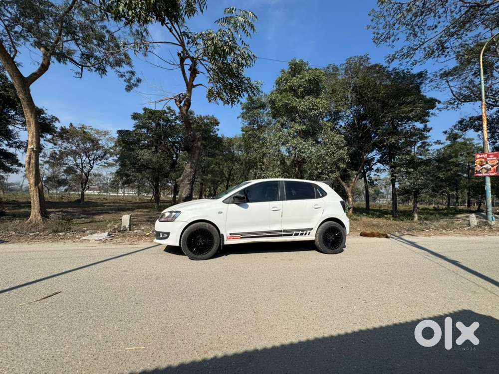 Volkswagen Polo Petrol Manual 2013