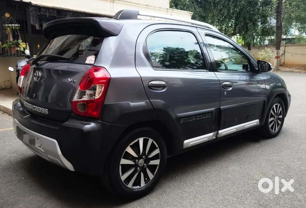 Toyota Etios Cross 2015 Diesel Well Maintained