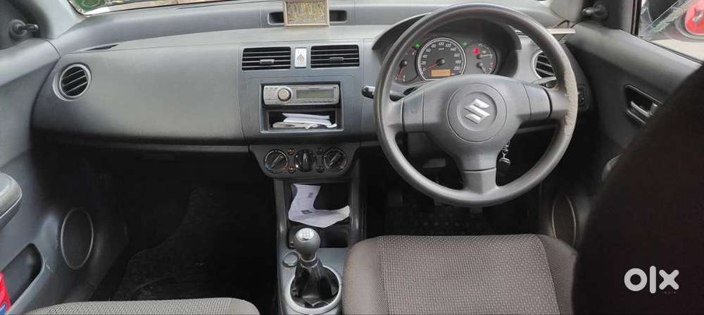 Maruti Suzuki Swift 2006 Petrol 56000 Km Driven