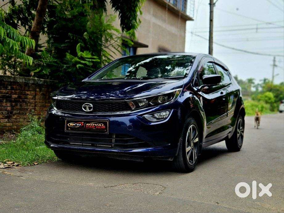Tata Altroz Xz Plus (s) Dark Edition, 2023, Petrol