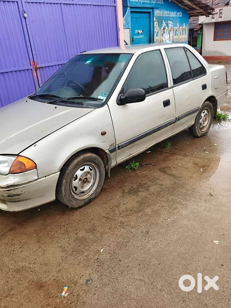 Maruti Suzuki Esteem 2001 Manual
