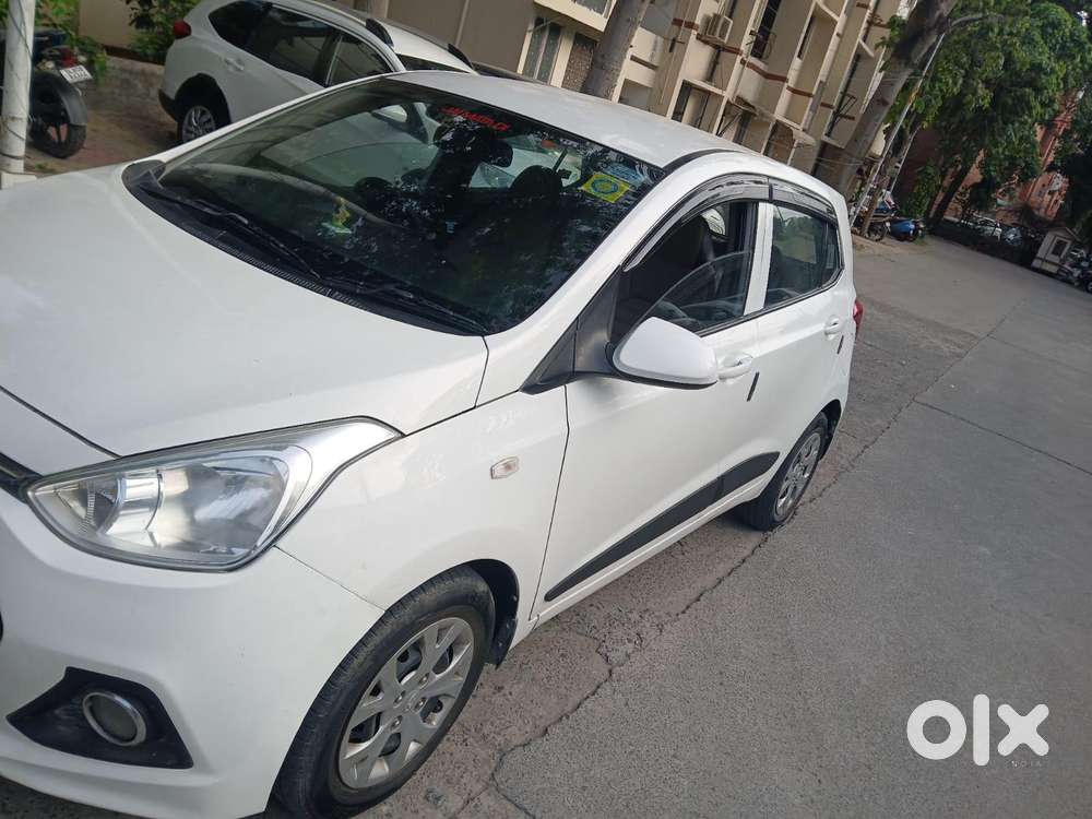 Hyundai Grand I10 Magna O At Petrol, 2016, Petrol