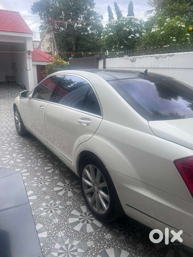 Mercedes-benz S-class 2013 Diesel With Sunroof 74353 Km Driven