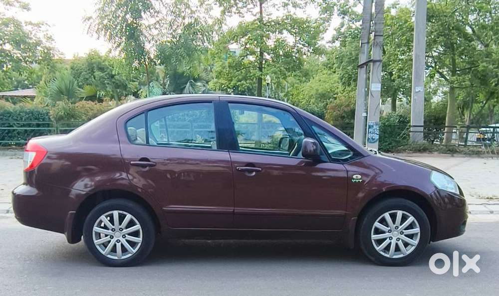 Maruti Suzuki Sx4 Zxi Mt Bsiv, 2010, Petrol