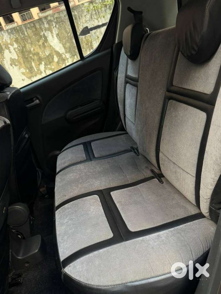 Maruti Suzuki Ritz Vxi, 2011, Petrol