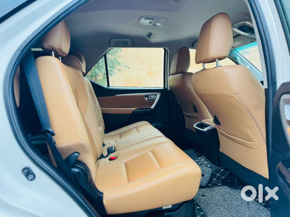 Toyota Fortuner 4x2 At 2.8 Diesel, 2020, Diesel