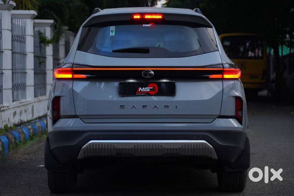 Tata Safari Pure Plus S, 2024, Diesel