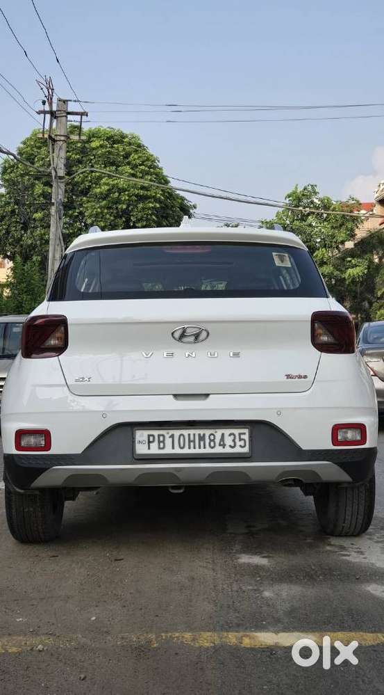 Hyundai Venue, 2020, Petrol