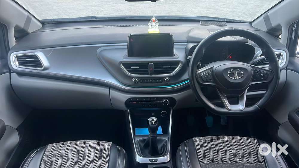 Tata Altroz Xz, 2021, Petrol