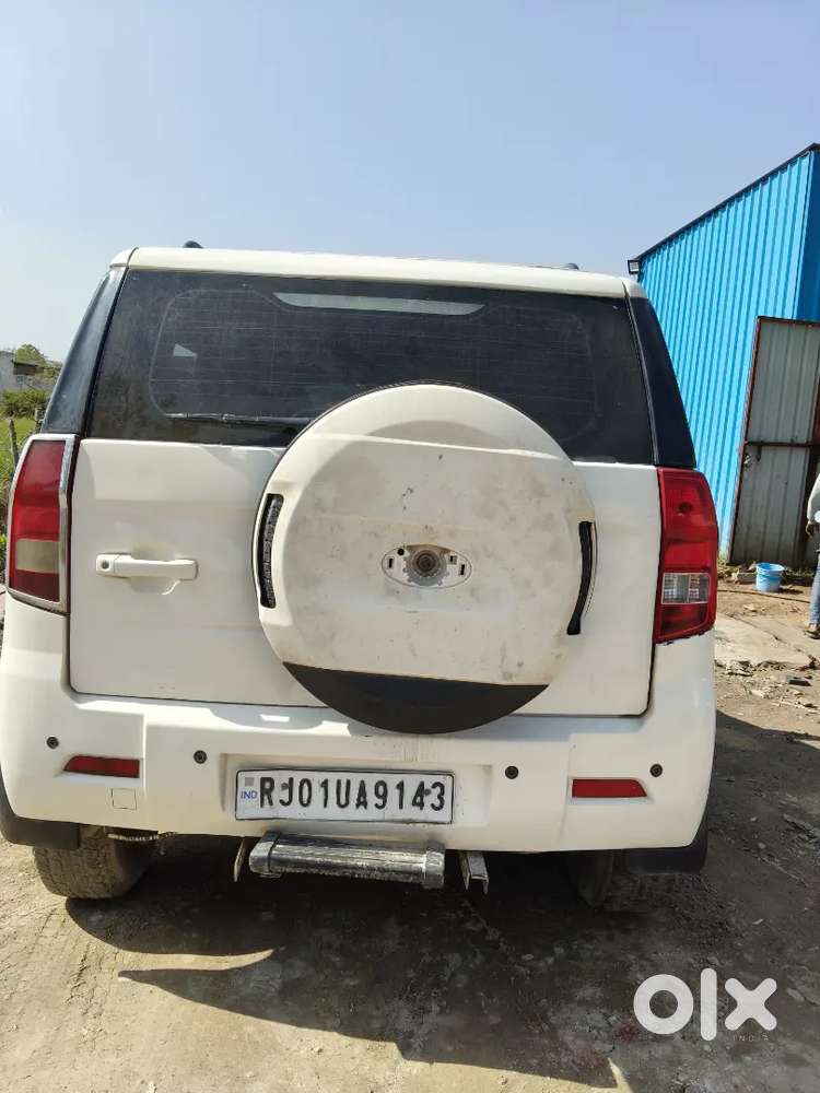 Mahindra Tuv 300 2016 Diesel 9981 Km Driven