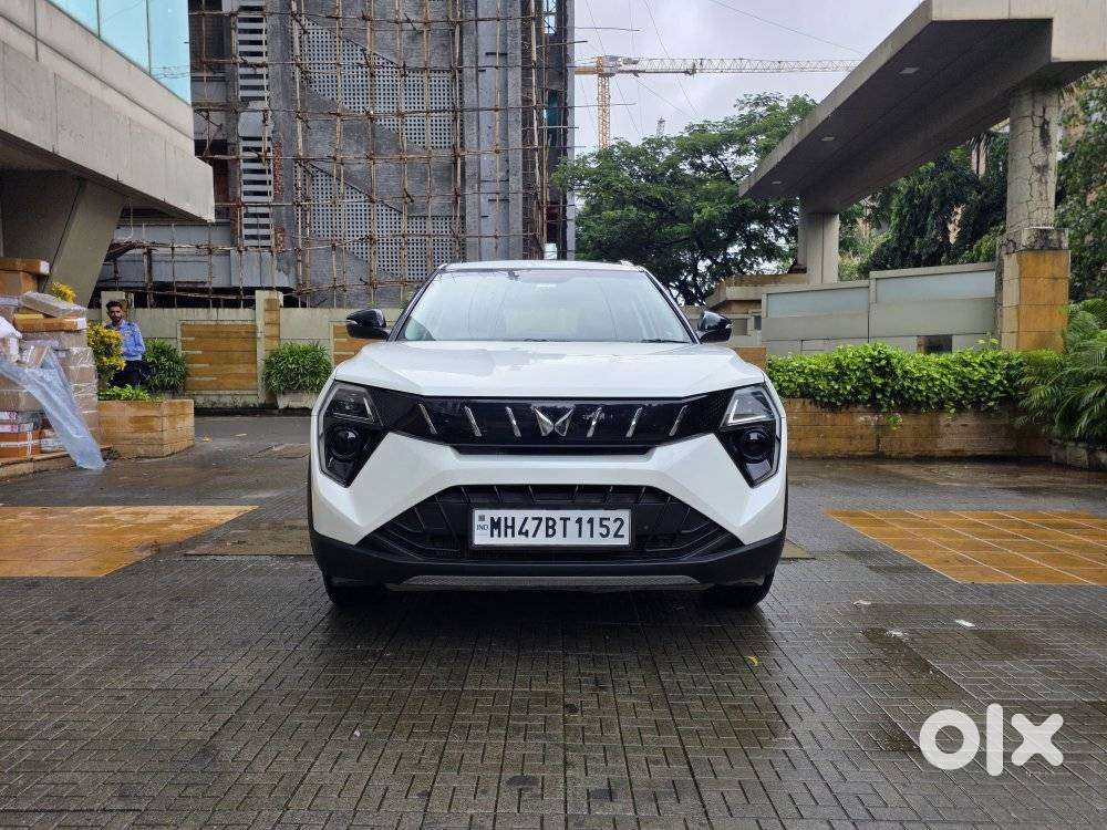 Mahindra Xuv 3xo Ax5 Pm At, 2024, Petrol