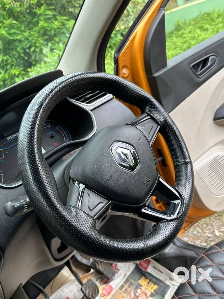 Renault Triber Rxt, 2021, Petrol