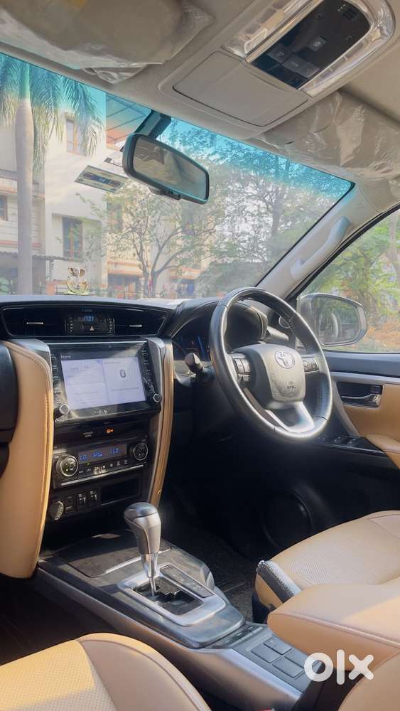 Toyota Fortuner [2021-ongoing] 2.8 2wd Diesel At, 2022, Diesel