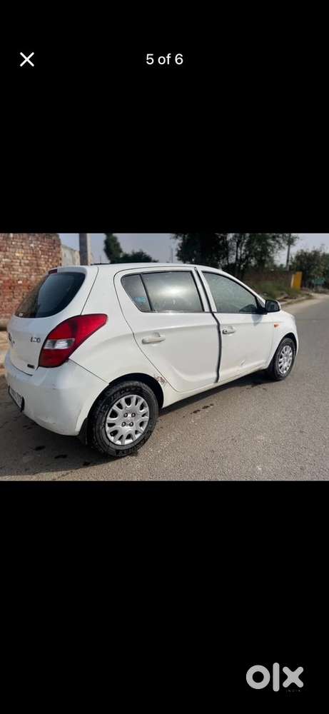 Hyundai I20 2011 Manual Punjab Number 2031 Tak Passing