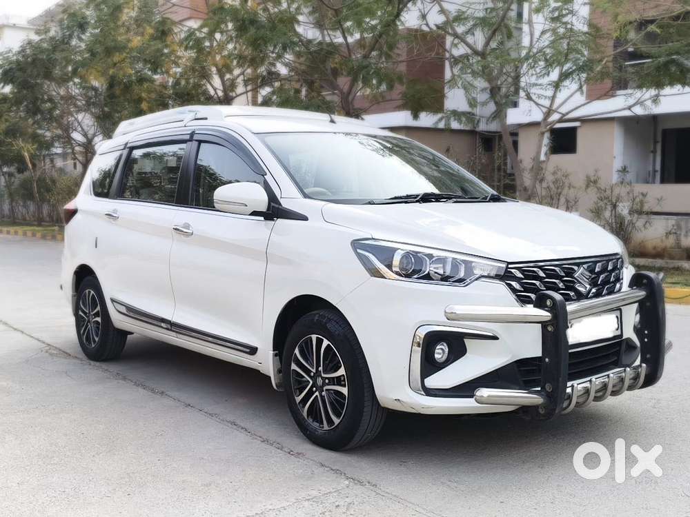 Maruti Suzuki Ertiga 1.5 Zxi Plus Shvs, 2022, Petrol