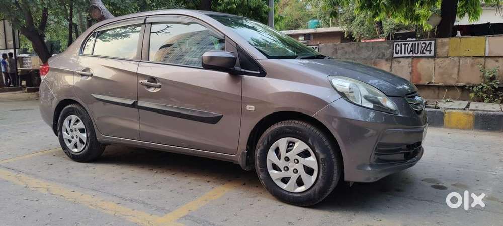 Honda Amaze 2015 Cng & Hybrids Well Maintained