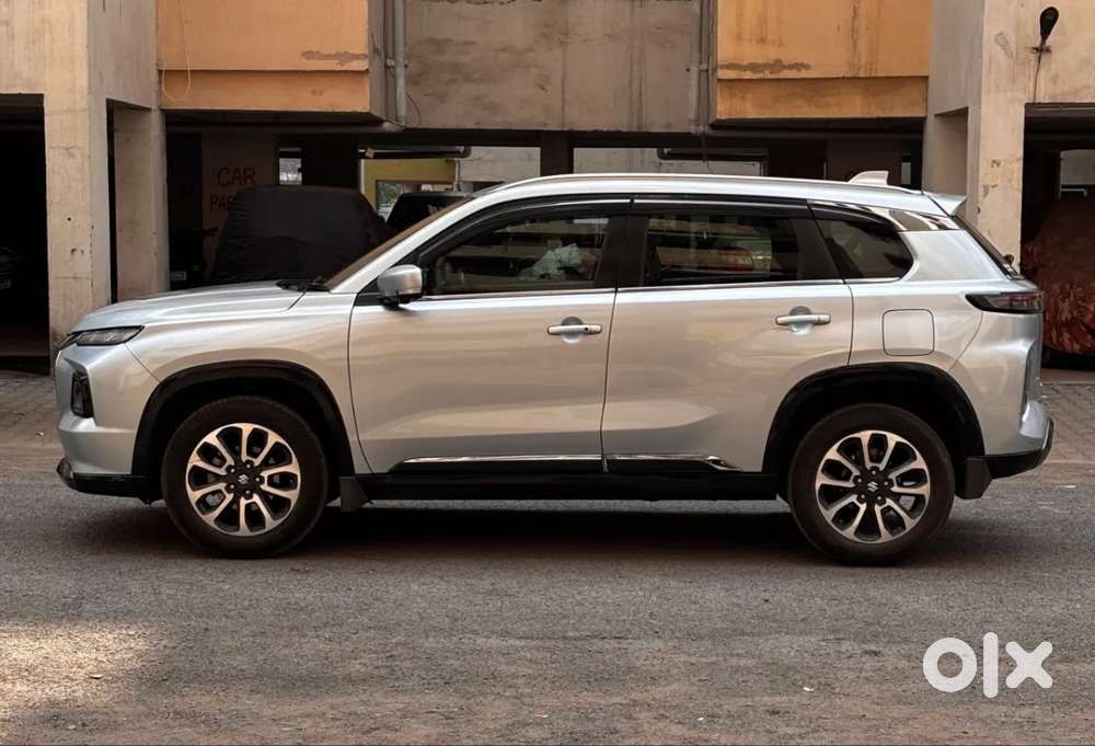 Maruti Suzuki Grand Vitara 1.5 Alpha Plus Intelligent Hybrid Ecvt, 2..