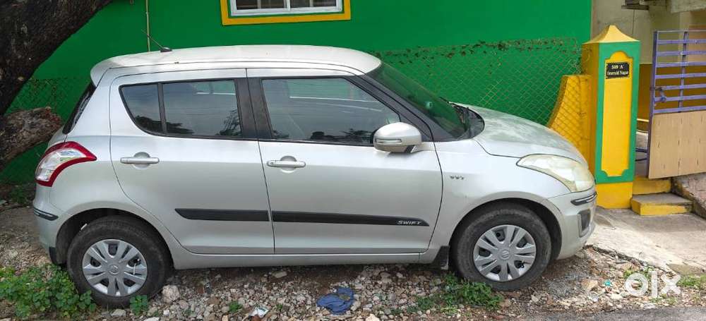 Maruti Suzuki Swift 2017 Petrol 56000 Km Driven