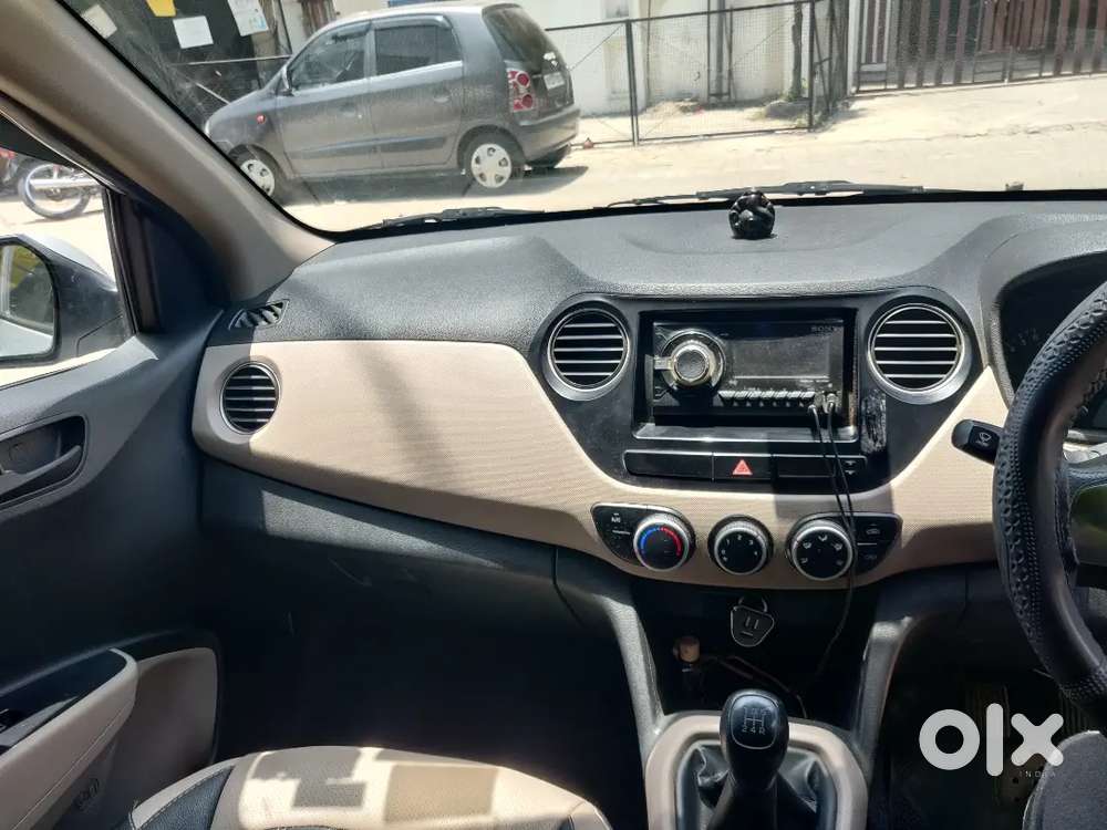 Hyundai Grand I10 2017 Petrol 64000 Km Driven
