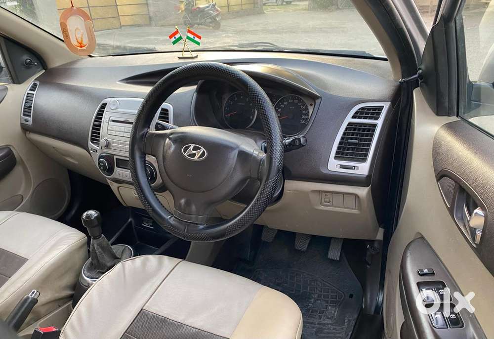 Hyundai I20 Magna 1.2 Mt, 2011, Petrol