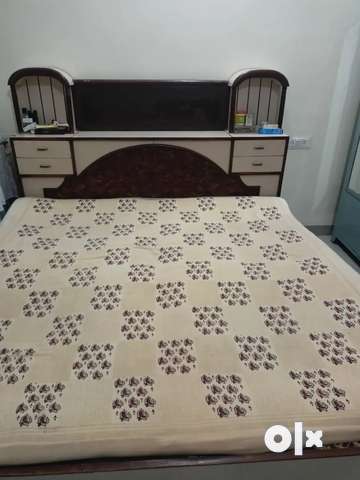 Olx old deals double bed